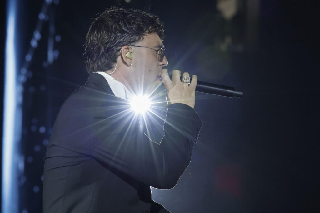 El cantante Quevedo en otra imagen del evento multitudinario de este sábado en el Estadio de Gran Canaria