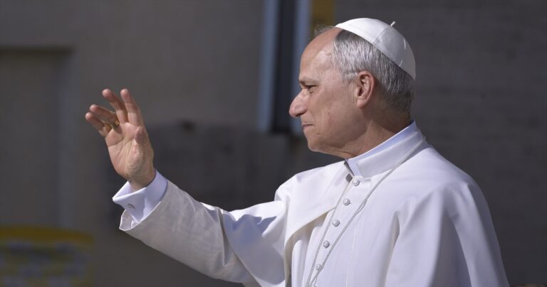 El presidente de la Conferencia Episcopal invitará al papa a visitar oficialmente España