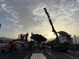 Montaje desfile Fuerzas Armadas