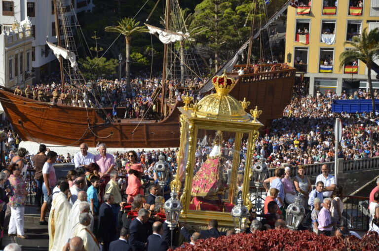 Historia de la Bajada de la Virgen de las Nieves