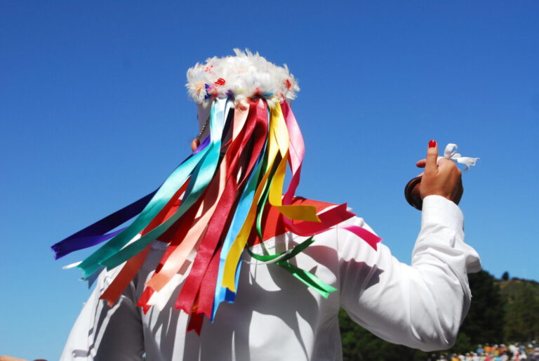 Aumenta la tensión entre los grupos de bailarines herreños ante La Bajada de la Virgen de Los Reyes