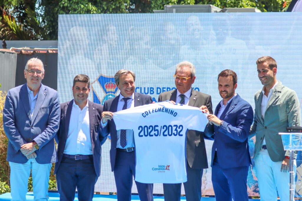 Presentación del acuerdo entre el CD Tenerife y la UD Tenerife para el futuro CDT Femenino / CD Tenerife