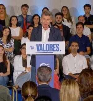 Alberto Núñez Feijóo, asegura que "España está viviendo un momento límite de degradación total" y propone liderar un cambio político