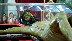 El Cristo de Telde sale en procesión hasta la parroquia de San Gregorio para recibir mañana a la patrona de la Diócesis de Canarias