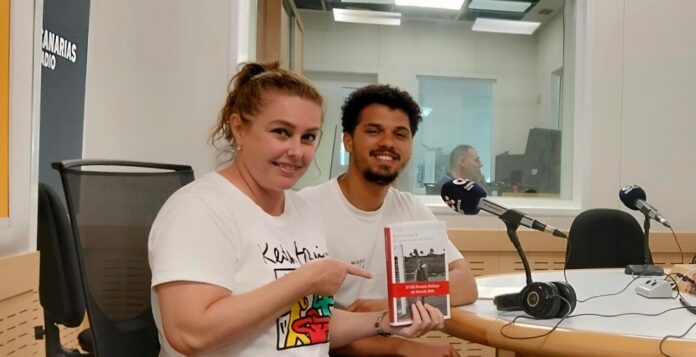 ‘El Alpende’ dirigido por Leny González entrevista al cubano Kevin Legrá, autor de la novela 'El precio de un ideal'