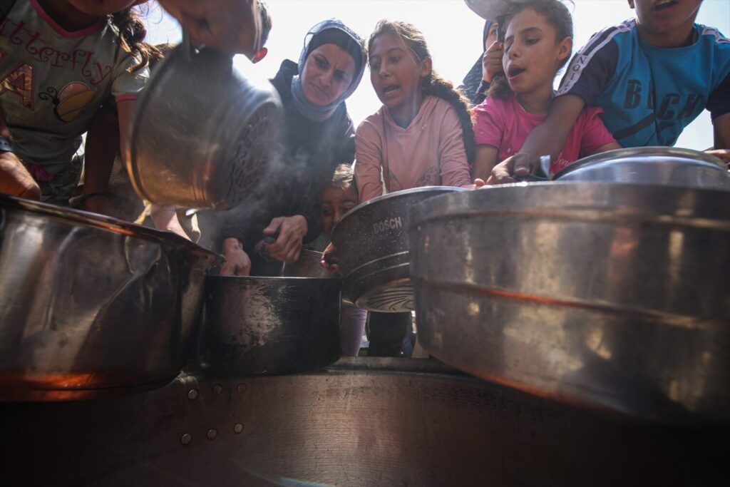 Población de Gaza desplazada. Imagen Omar Ashtawy / Zuma Press / ContactoPhoto