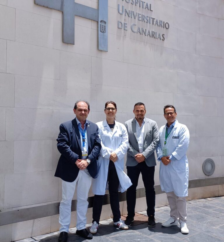 Cirujanos del HUC premiados por una nueva técnica para tratamiento del cáncer de esófago