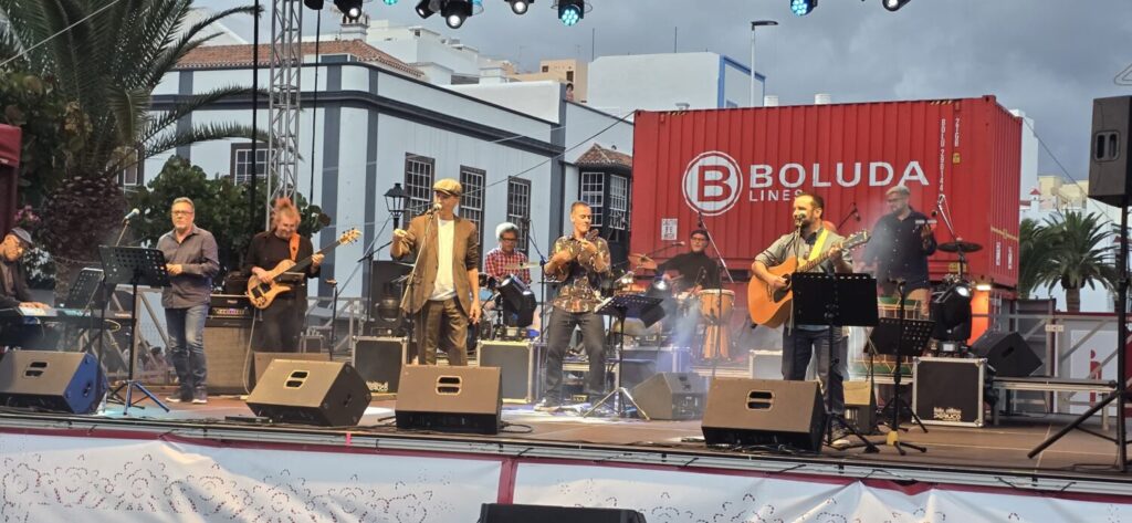 Taburiente en concierto en la Bajada de la Virgen de las Nieves 2025