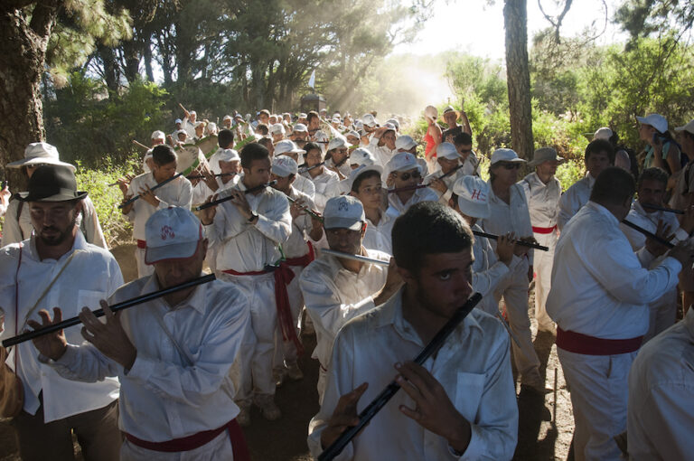Las Rayas de la Bajada de la Virgen de los Reyes en El Hierro, símbolo de Fe y Tradición