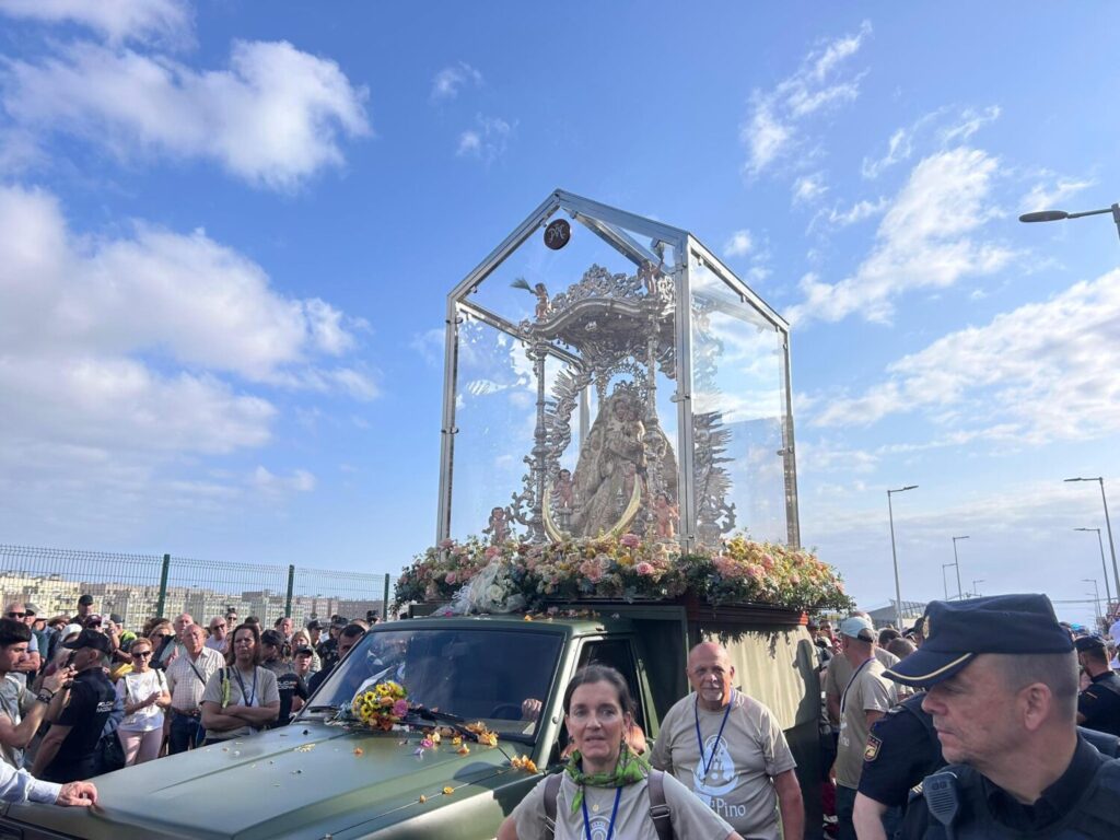 Virgen del Pino por la carretera de Los Tarahales este 15 de junio de 2025 / Diócesis de Canarias 