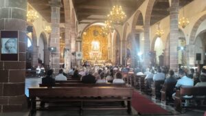 Canarias despide a Manuel Hermoso con una misa multitudinaria