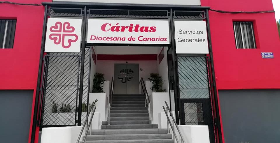 El notable encarecimiento del coste de la vida ha llevado a Cáritas Diocesana de Canarias a tener que priorizar su intervención
