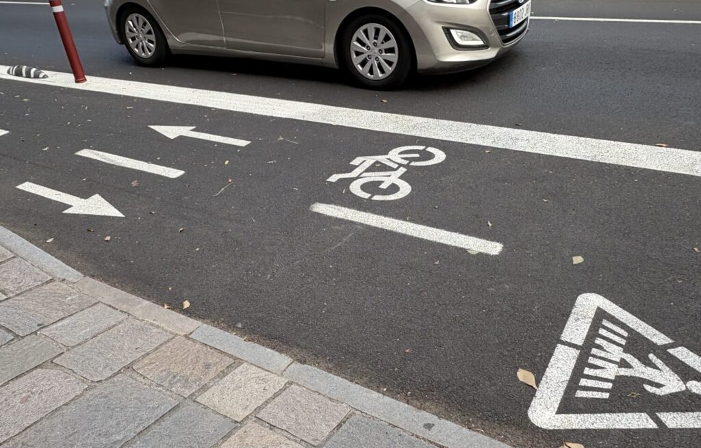 Carril bici en Santa Cruz de Tenerife / RTVC / Virginia Gallo