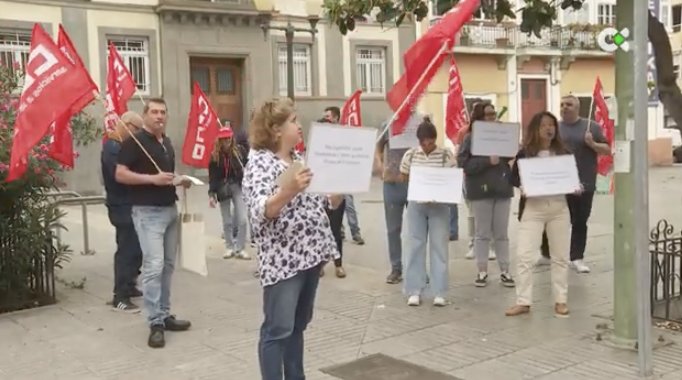 Concentraciones por el colapso en las oficinas de extranjería