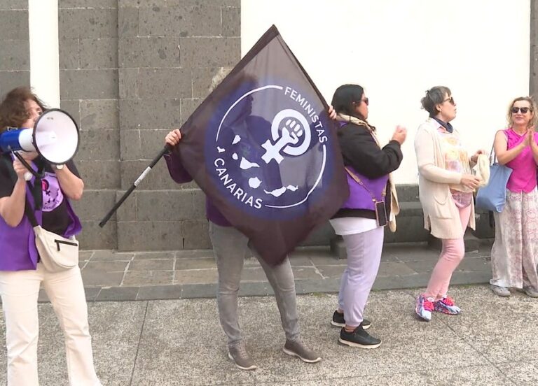 Feministas Canarias se manifiesta contra la Ley Trans
