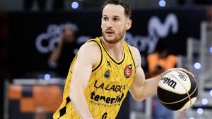 La Laguna Tenerife gana por 15 puntos al Joventut en su primer partido de cuartos de final de la Liga Endesa