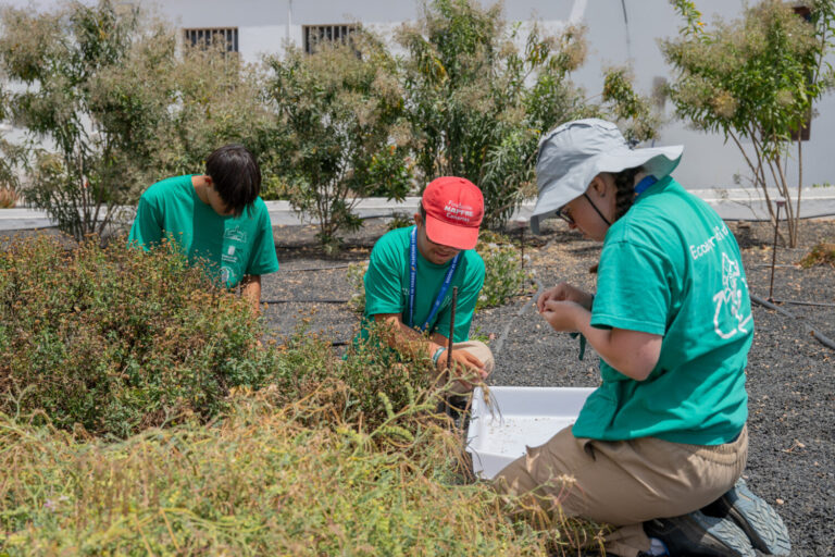 Los ‘Guardianes de Famara’ protegen el entorno natural de Lanzarote