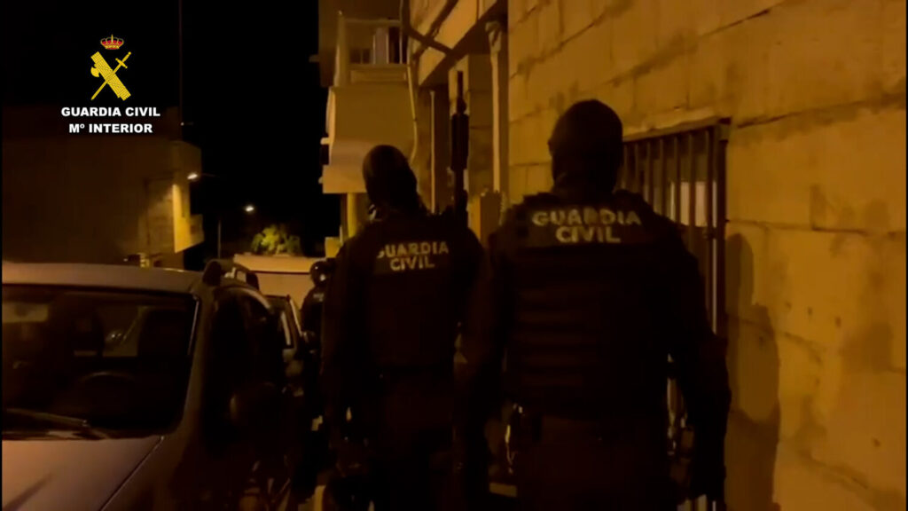 La Guardia Civil detiene a cuatro personas en el sur de Tenerife y desarticula una organización criminal de tráfico de cocaína