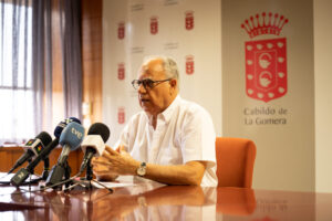 El pleno del Cabildo de La Gomera da el visto bueno a la implantación y apertura de una Comisaría del Cuerpo General de la Policía Canaria