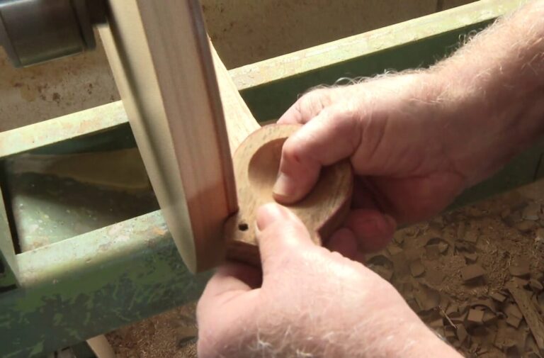 Los artesanos ponen la música en la Bajada de la Virgen de los Reyes