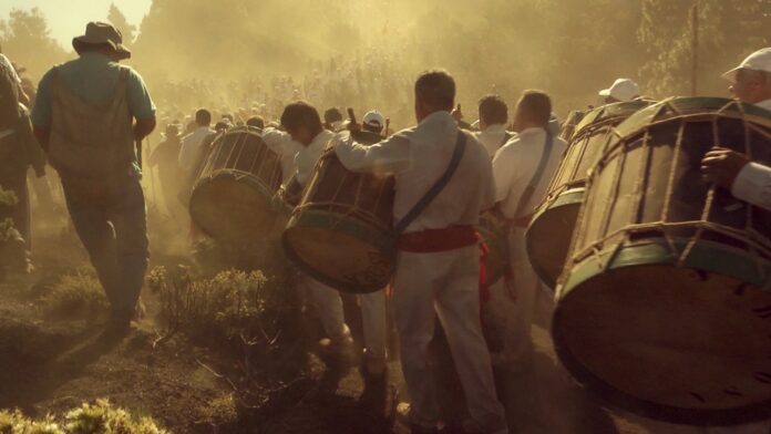 Grupo de bailadores en la Bajada de El Hierro