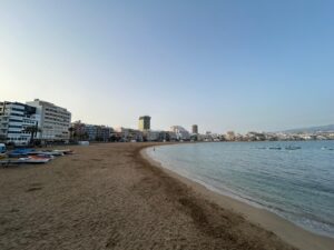 Canarias afronta un jueves cargado de calor y viento. Luis Muro.