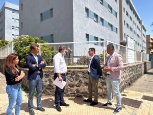 Canarias invierte más de 3,2 millones de euros en la rehabilitación energética de 110 viviendas en Tenerife