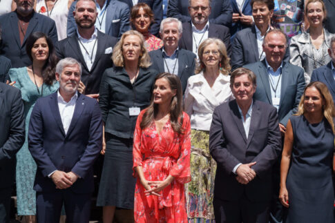 La Reina Letizia inaugura en Tenerife la Reunión Anual del Instituto Cervantes