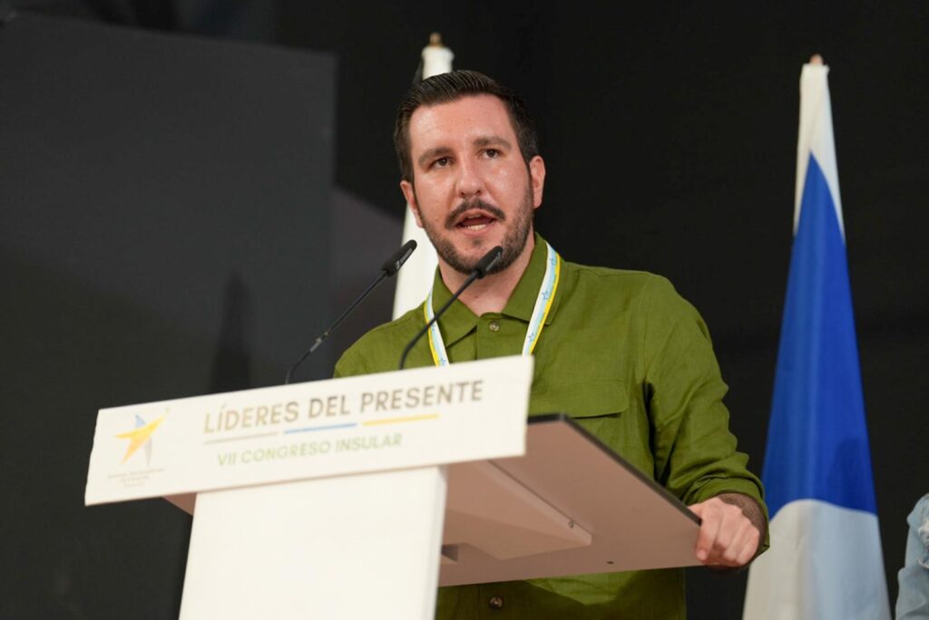 Serafín Mesa en su intervención durante el VII Congreso Insular de Jóvenes Nacionalistas de Tenerife