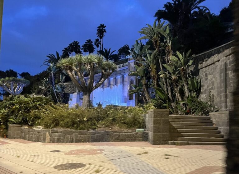 Siguen investigando el hallazgo de un cadáver en paseo de Chil, en Las Palmas de Gran Canaria