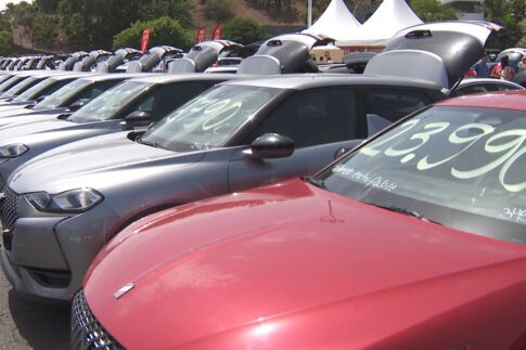 Los coches de segunda mano cuestan 1,7 % más en Canarias