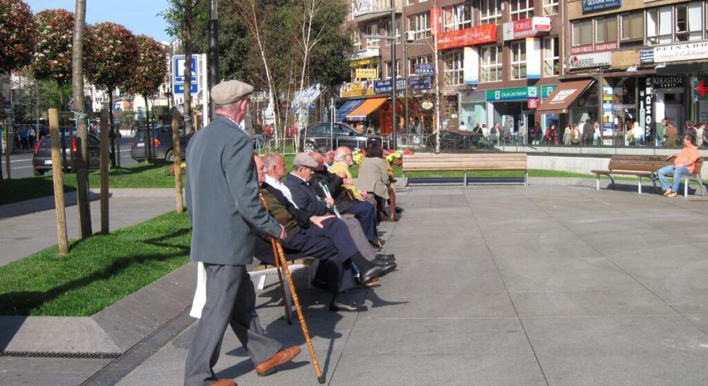 Los jubilados canarios, atrapados entre pensiones bajas y el encarecimiento del alquiler