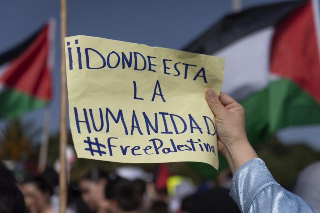 La Red Solidaria con Palestina pide negar la entrada al puerto de Las Palmas de un buque que suministra a Israel