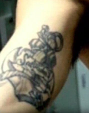 Tatuajes de uno de los más buscados por la Policía Nacional por abuso sexual