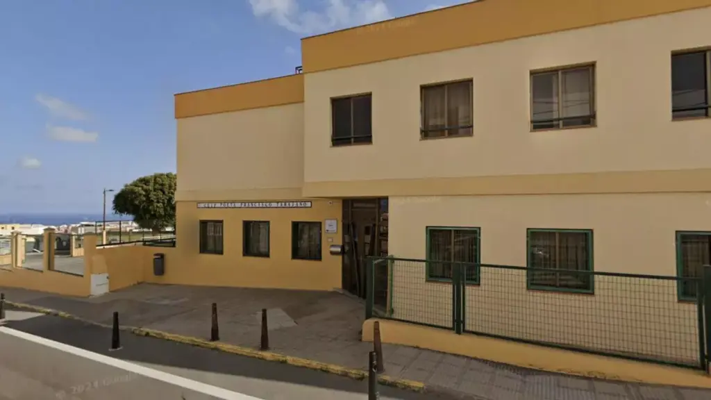 CEIP Poeta Francisco Tarajano, en Telde, en cuyo interior encontraron muerto al vigilante del colegio.