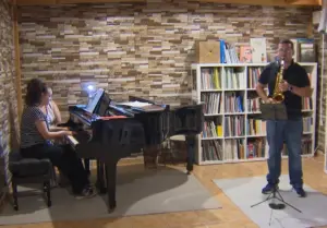 Profesores de música denuncian que no pueden regresar a Canarias pese a tener plaza fija