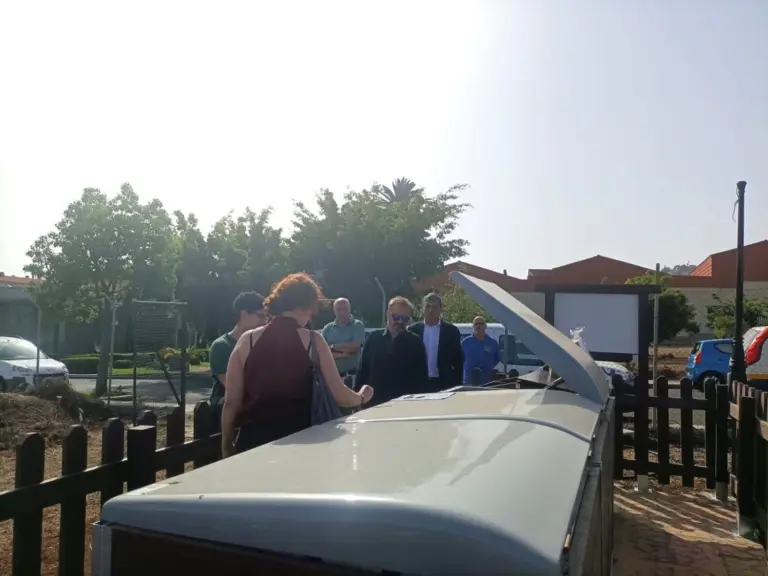 Santa Brígida inaugura la primera compostadora comunitaria de Gran Canaria