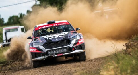 Raúl Hernández encabeza el Rallye Isla de los Volcanes quedando líder en el tramo de calificación