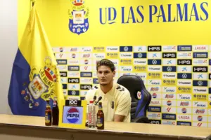 El jugador de la UD Las Palmas, Cristian Gutiérrez