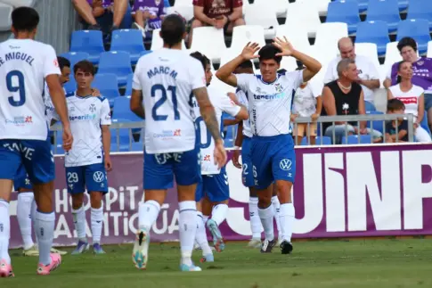 0-2 | Victoria del CD Tenerife frente al Guadalajara