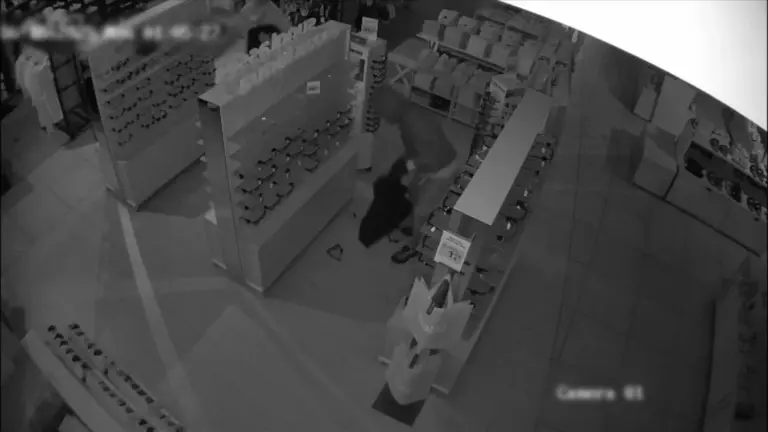 Roban 16.000 euros en ropa y complementos en Fuerteventura