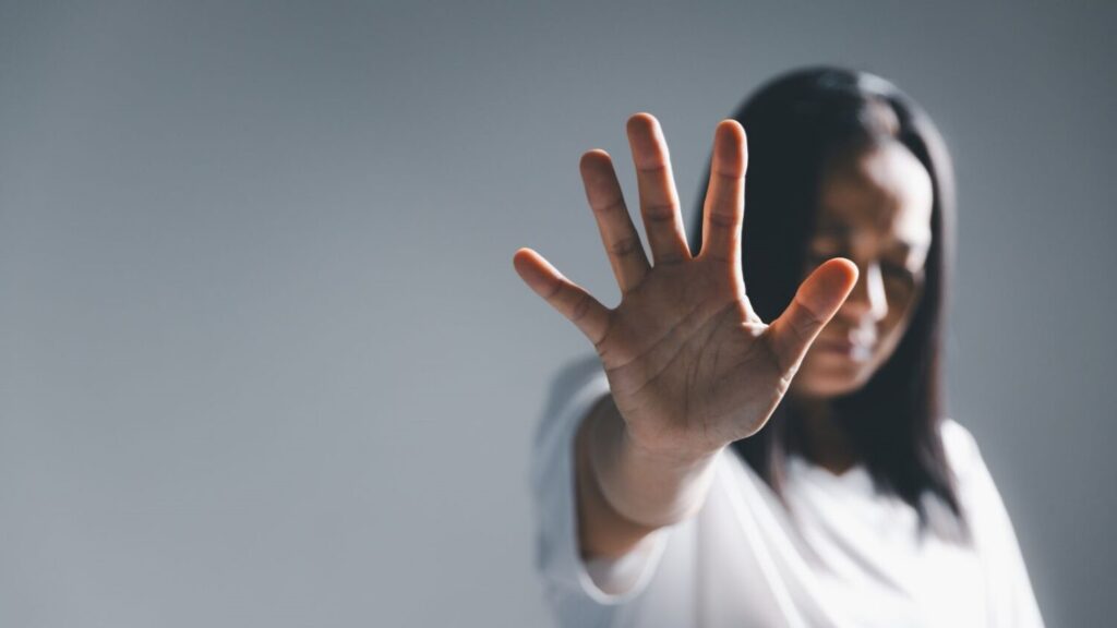 Las llamadas por violencia de género de mujeres mayores de 76 años se duplican en Canarias