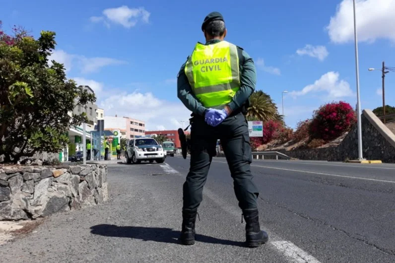 Detenido un fugitivo en Vecindario con ocho órdenes de búsqueda, detención e ingreso en prisión