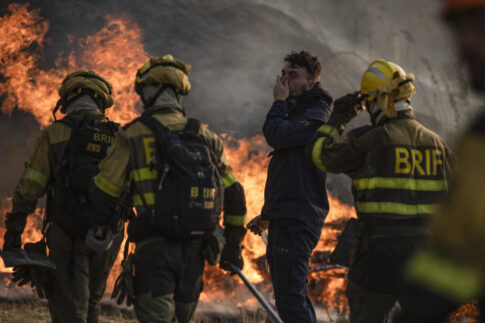 Incendios en España: 8.000 evacuados en León y unas 50.000 hectáreas quemadas