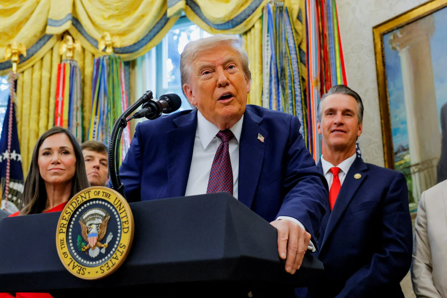 Estados Unidos ataca una embarcación procedente de Venezuela y provoca 11 muertos