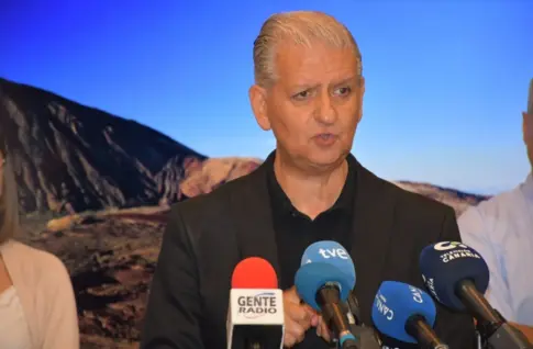 «Buena predisposición» entre CC y Primero Canarias para cerrar una «gran alianza» electoral