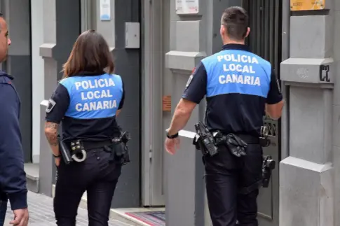 Santa Cruz de Tenerife desaloja las personas del Pancho Camurria