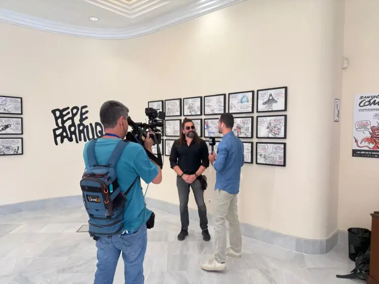 Las viñetas de Farruqo en la Tele Canaria llegan al Parlamento de Canarias