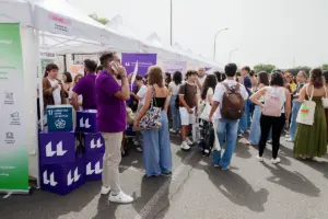 Recibimiento a los nuevos estudiantes de la ULL en el festival Hola ULL. Imagen ULL