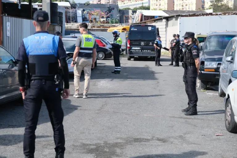 La Policía Local destapa varios talleres ilegales en Los Tarahales